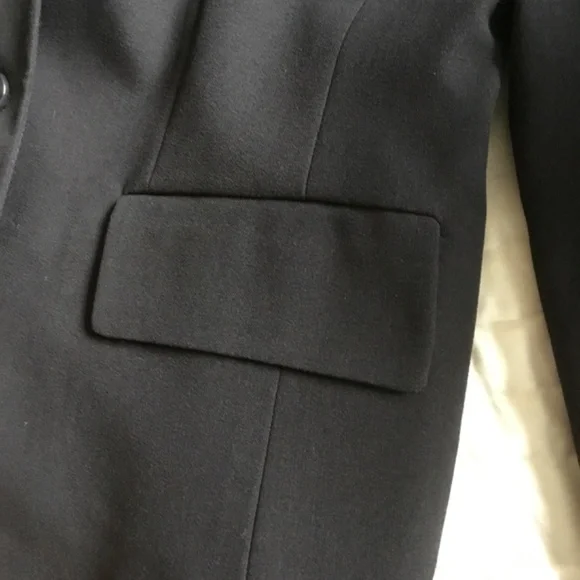 New Three-button Blazer - Picture 5 of 6